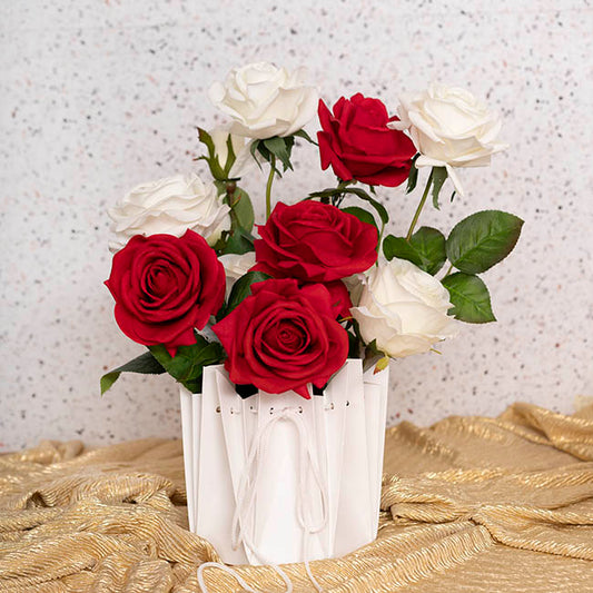 Flower Bouquet Designer Pod Pack 10 White (16.5x17Hcm)