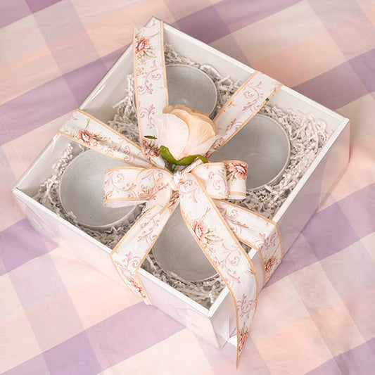 Gift Hamper Box with PVC Lid Square White (30Lx30Wx12Hcm)