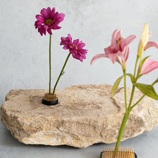 Ikebana Stayput Kenzan Flower Holder No.3 Round Mini (3cmD)