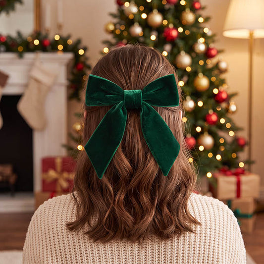 Pre-Made Bow Deluxe Velvet w Clip Dark Green Pk2 (19Wx14cm)