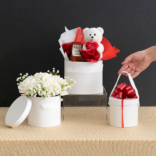 Flower Hat Box with Ribbon Round Set 3 White (18.5cmx15cmH)