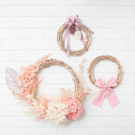 Elegant Rattan Wreath Champagne Gold (30cmD)