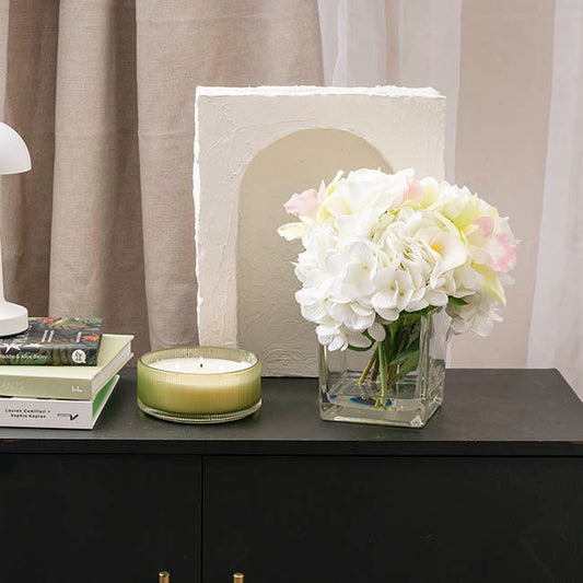 Stella Flower Arrangement w Resin Water White (20x25cmH)