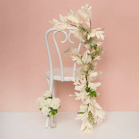 Maple Leaf Spray Off White (80cmH)