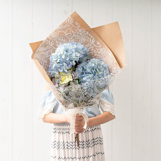 Cello Clear 40mic Lace White 100 Pack (50x70cm)