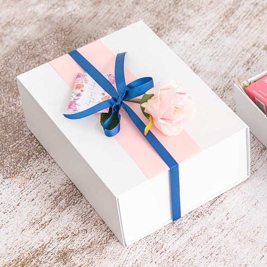 Hamper Gift Box Magnetic Flap Tall Medium White(32x24x12cmH)