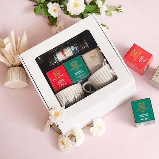 Hamper Gift Box PVC Window Square White (29.5x28.5x12.5cmH)