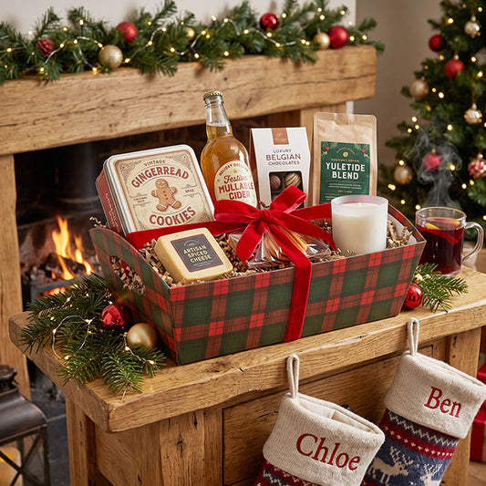 Hamper Tray Rigid Tartan Large Red & Green (33x23x12cmH)