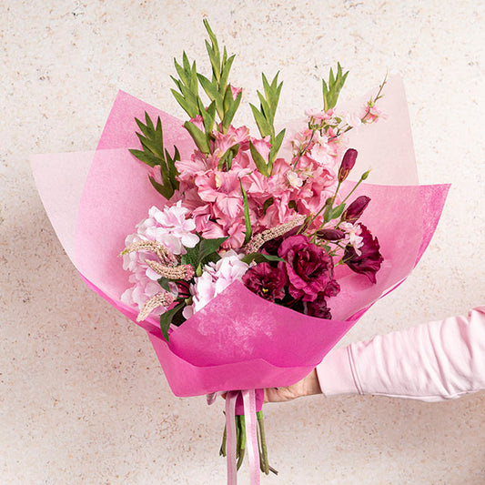 Nonwoven Wrap Sheets NOVA Hot Pink (50x70cm) Pack 50