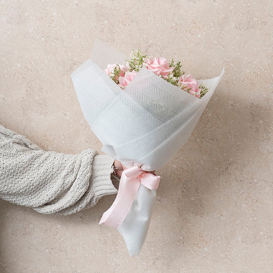 Nonwoven Embossed Wrap Sheets Willow White Pk 50 (50x70cm)