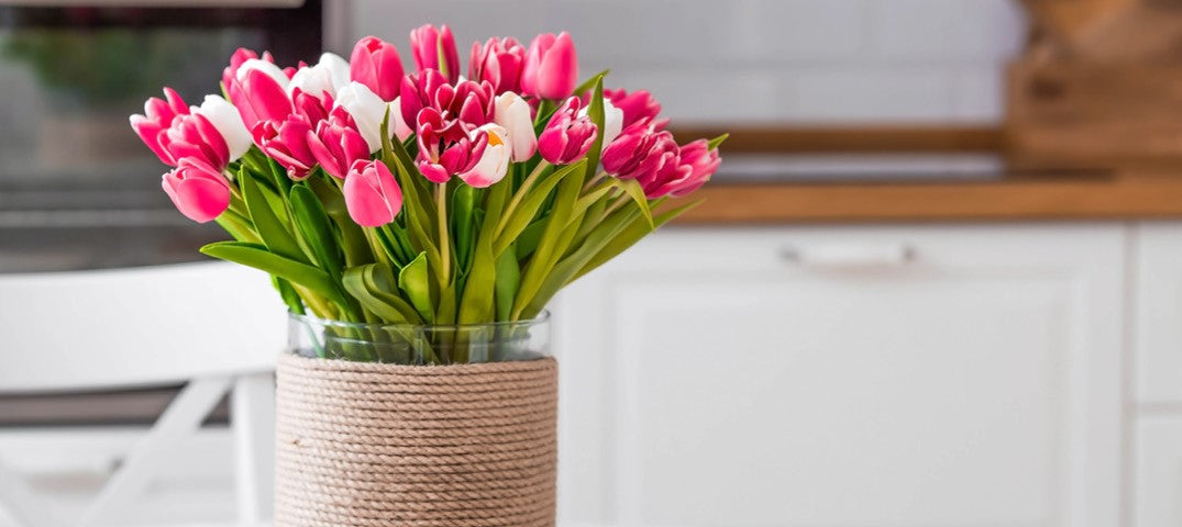10 Creative Ways to Decorate with Silk Flowers in Your Home