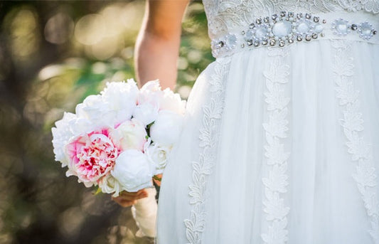 Different Ways to Use Silk Flowers