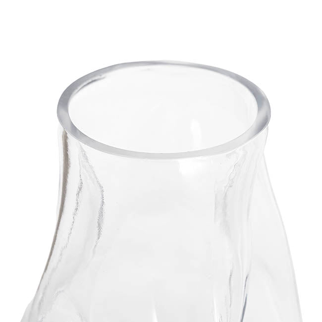 Glass Wavy Tall Vase Clear (16x28cmH)