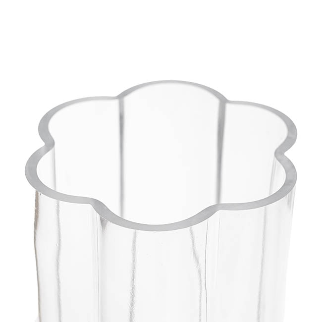 Glass Petal Vase Clear (10x25cmH)