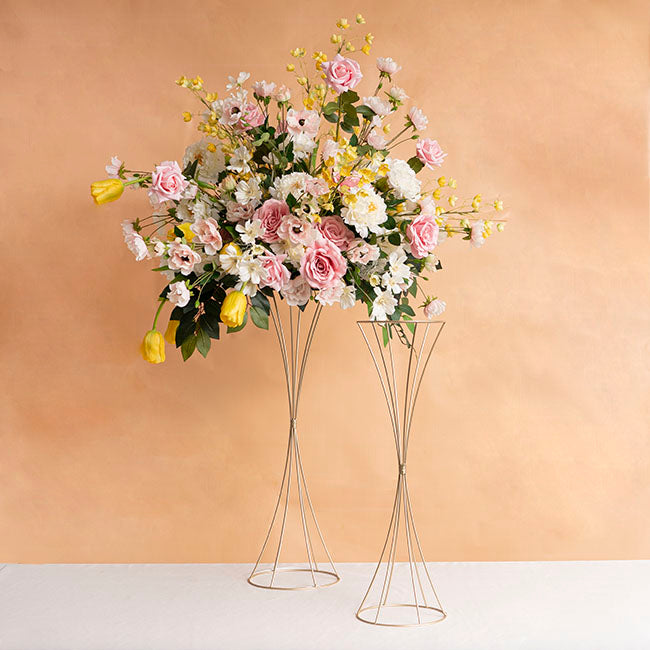 Metal Geometric Centrepiece Flower Stand Gold (20cmDx66cmH)