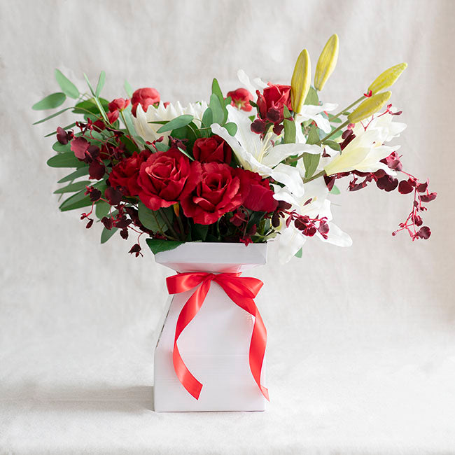 Flower Bouquet Classic POD Med Pack 5 White (17.5x17.5x27cm)