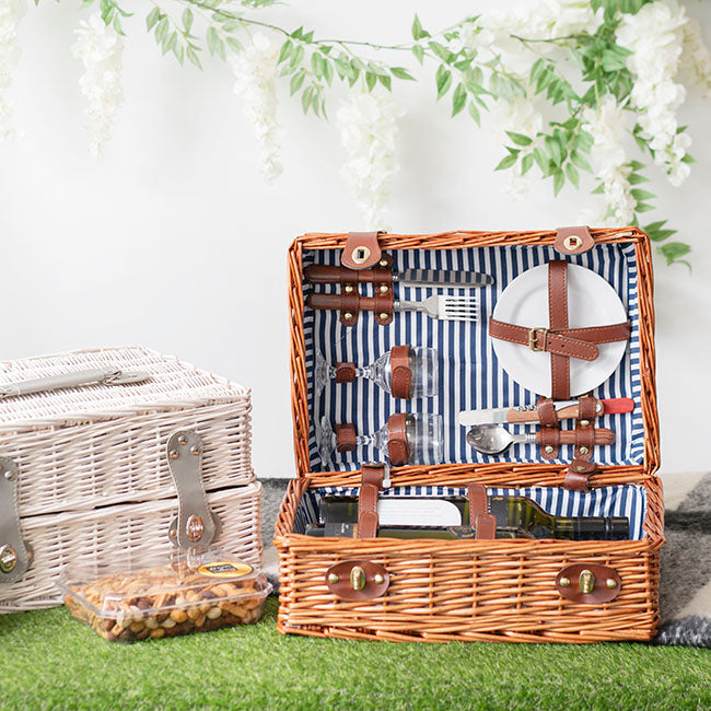 2 Person Picnic Basket for 2 Wine Honey Brown (40x28x20cmH)