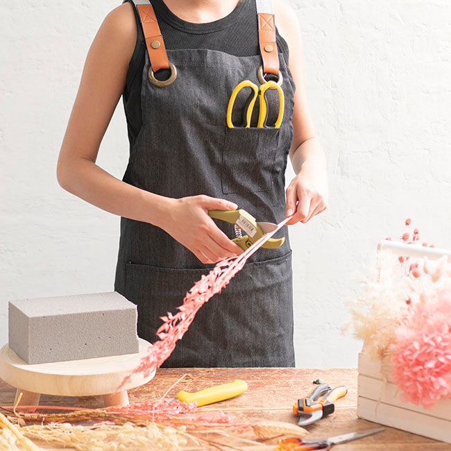 Stylish Denim Apron With Pockets Charcoal (81x87cm)
