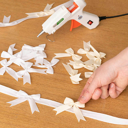 Pre-Made Ribbon Bow Grosgrain White Pack 24 (15mmx5cm)