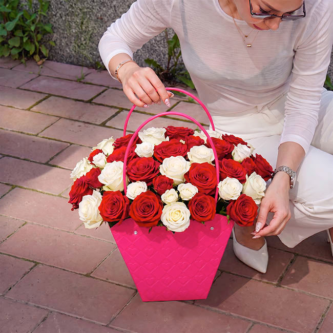 Flower Heart Carry Bag Embossed Fuchsia Pack 5 (23x10x20cmH)