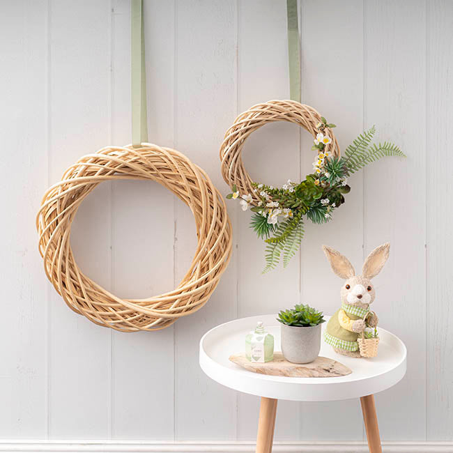 Willow Wreath Natural (30cmD)