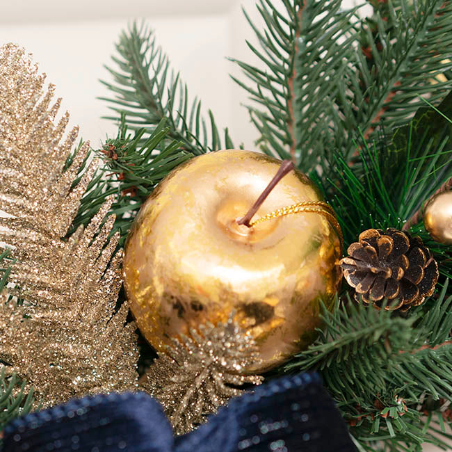 Hanging Apples Pack 4 Metallic Gold (5cmD)