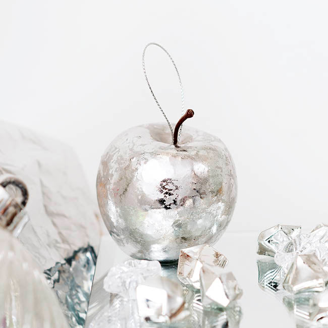 Hanging Apples Pack 4 Metallic Silver (5cmD)