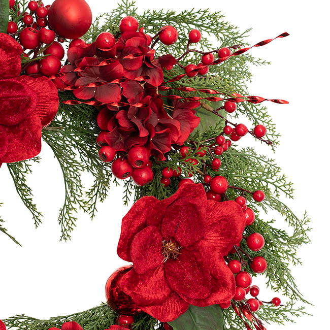 Magnolia Hydrangea Berry Wreath Red (66cmD)