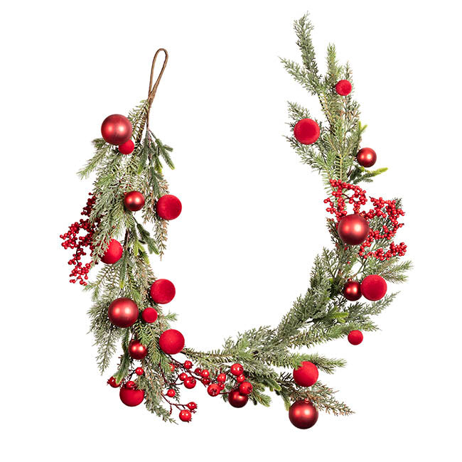 Red Berry & Bauble Festive Garland Green (150cmL)