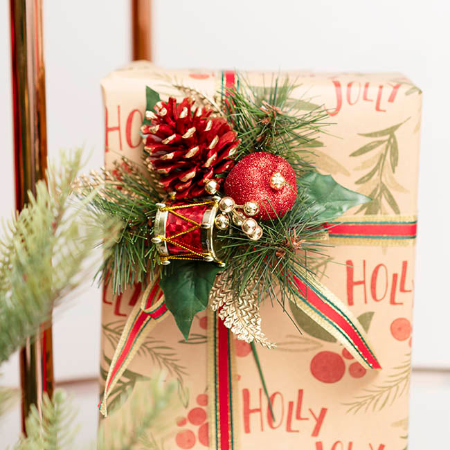 Christmas Pick w Apple & Drum Pack 3 Red (17.5cmH)