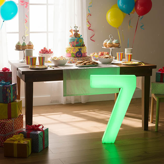 LED Glow Number 7 Large Remote White (50x10x80cmH)