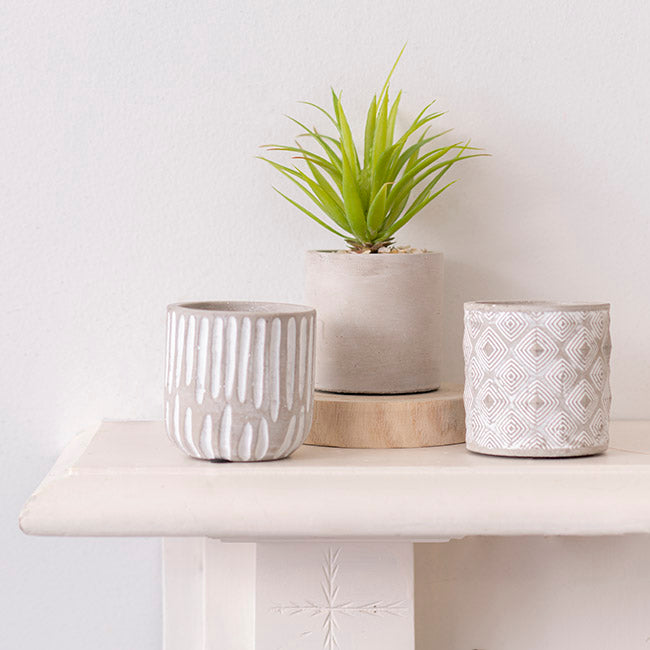 Cement A Linear Textured Cylinder Pot Grey (8x8x8cmH)