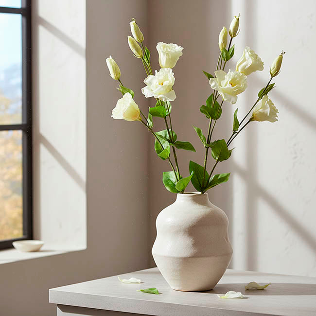 Lisianthus Spray Cream (89cmH)