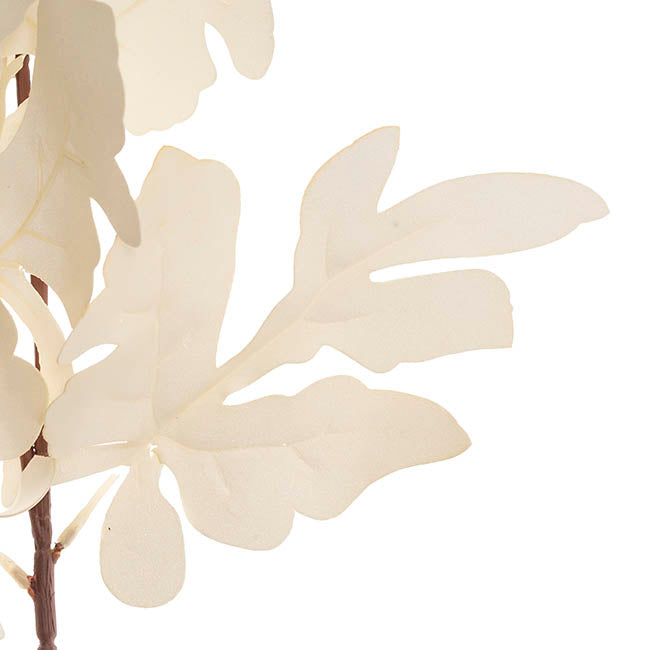 Maple Leaf Spray Off White (80cmH)