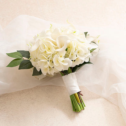 Calla Lily Mini Bouquet Real Touch White (9 Flowers 35cmST)