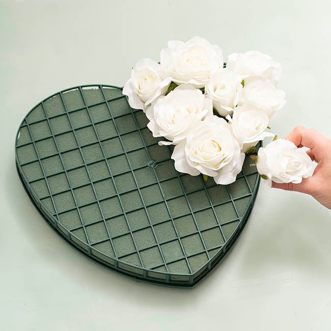 Rose Heads Loose Pack 9 White