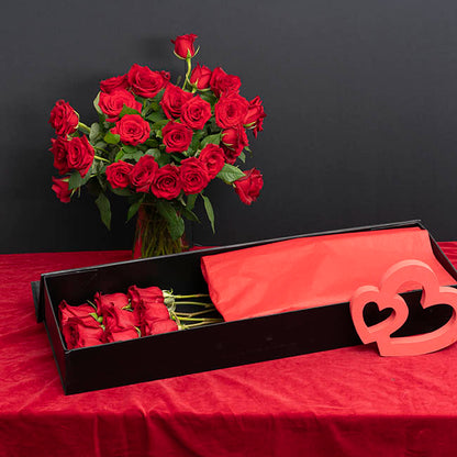 Rose Box Magnetic Flat Pack Dozen Black (75x21x11cmH)