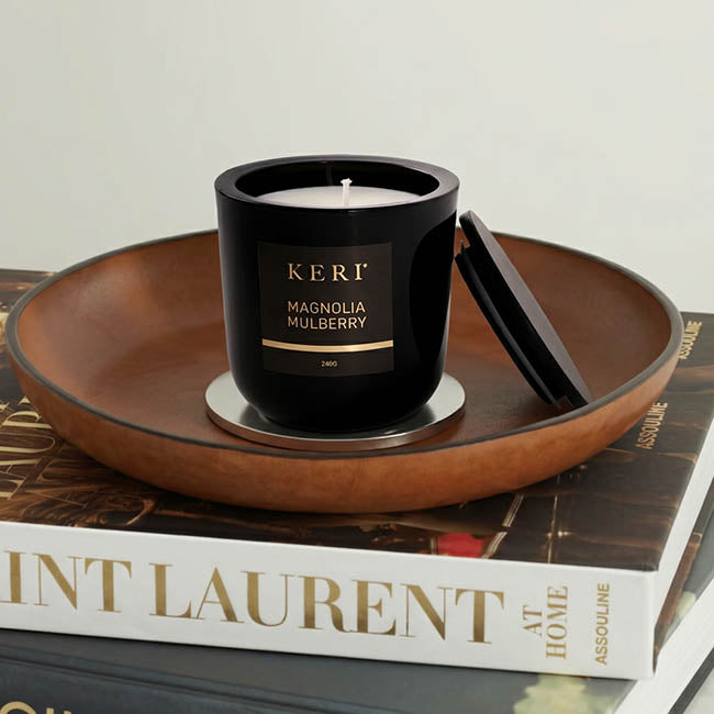 Scented Candle Delicacy Wood Lid Magnolia Mulberry 240g