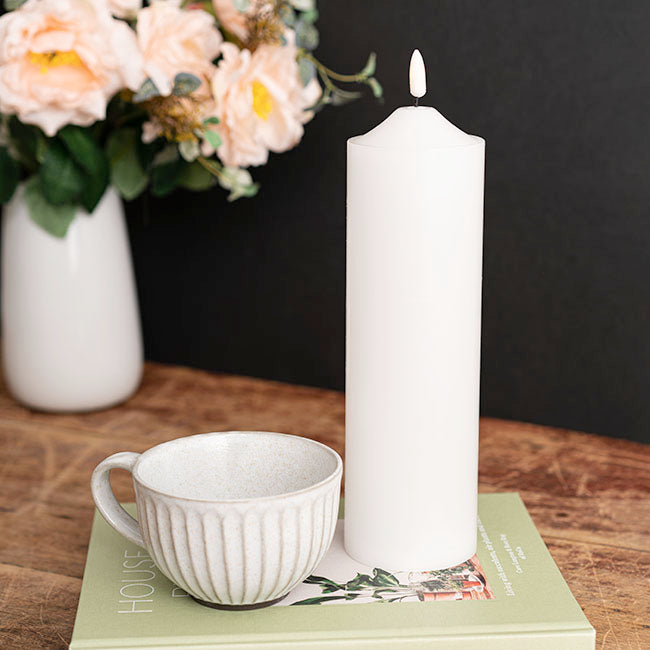Wax LED Trueflame Flickering Pillar Candle White (7.5X25cmH)