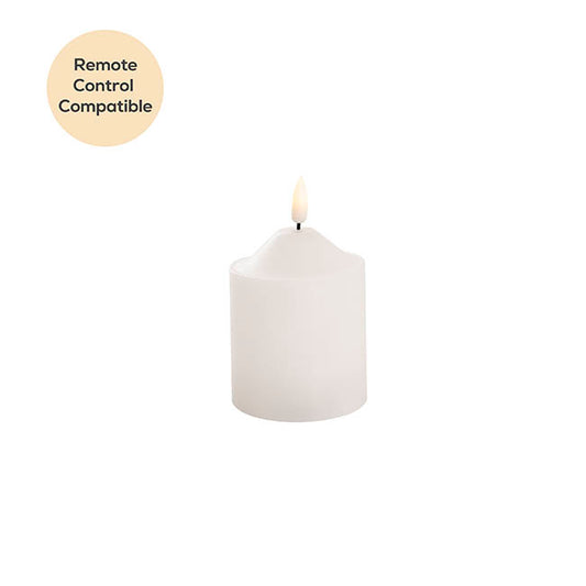 Wax LED Trueflame Flickering Pillar Candle White (7.5X10cmH)
