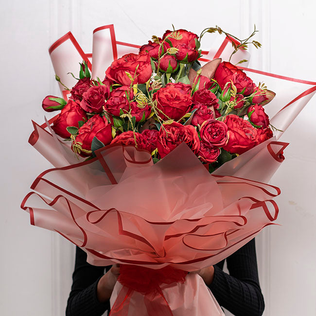 Cello Frosted Hue with Border 50mic Red Pk100 (60x60cm)