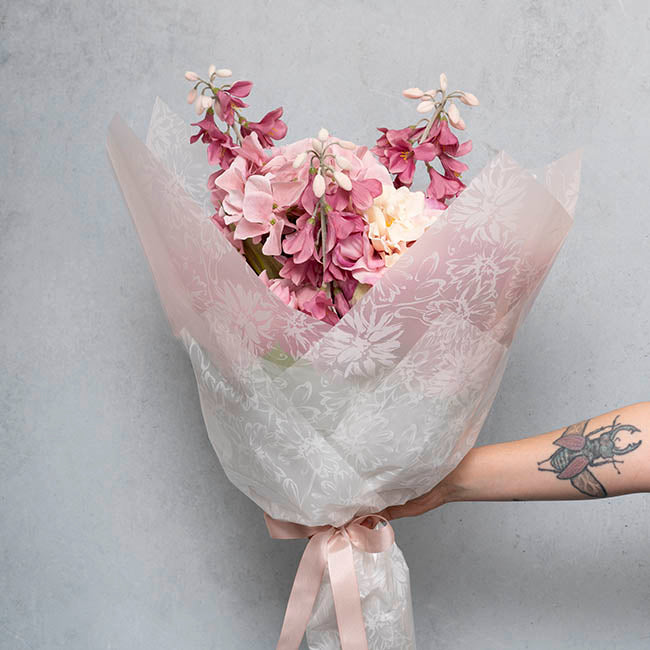 Cello Frosted 40mic Chrysanthemums White Pk100 (50x70cm)