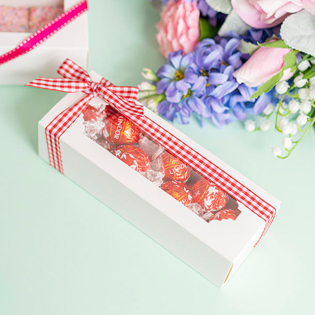 Macaron Sliding Window Box 6 White Pack 10 (185x65x50Hmm)