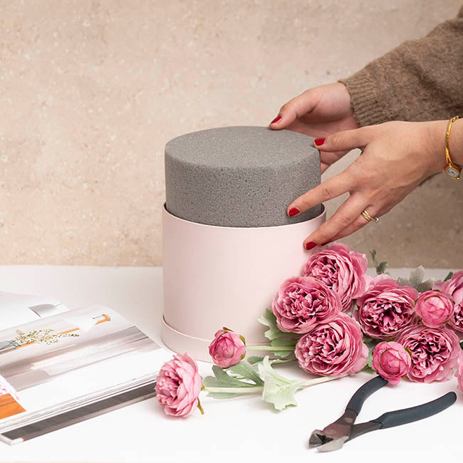Dry Strass Floral Foam IDEAL Cake Cylinder Medium (17Dx9cmH)