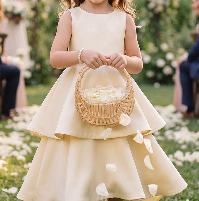 Flower Girl Wicker Basket Natural Beige (16cmH)