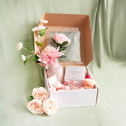 Hamper Gift Box PVC Window Square White (29.5x28.5x12.5cmH)