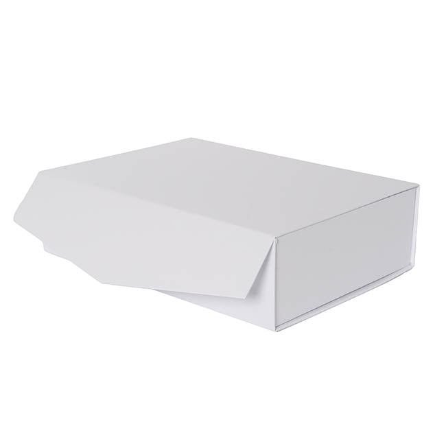 Regency Hamper Box Magnetic V-Flap Medium White (32x24x9cmH)