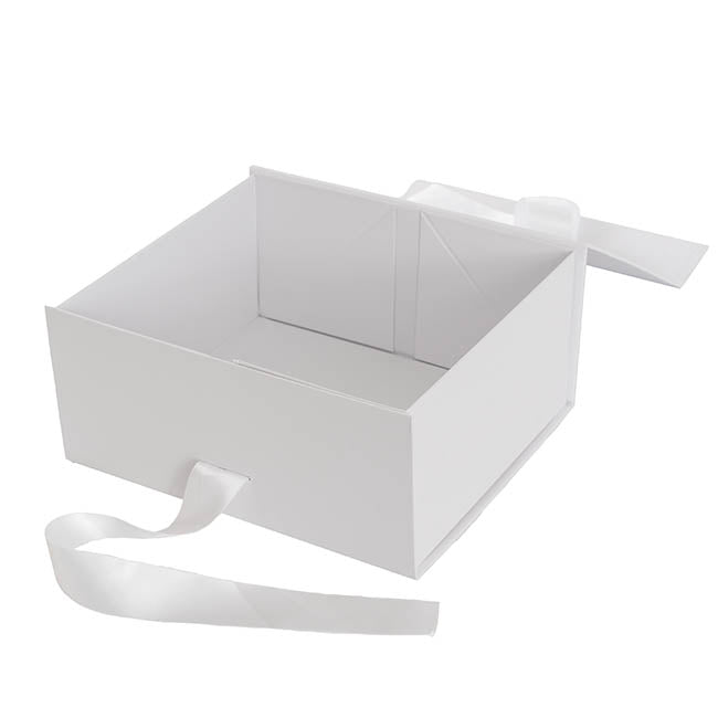 Signature Hamper Magnetic Box & Ribbon S White (24x21x11cmH)