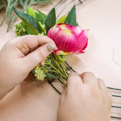 Wire Wreath Frame 16" (40.5cmD) Dark Green