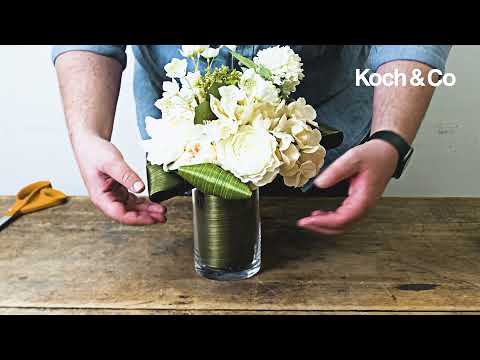 How to use Aspidistra Leaf Ribbon in an arrangement